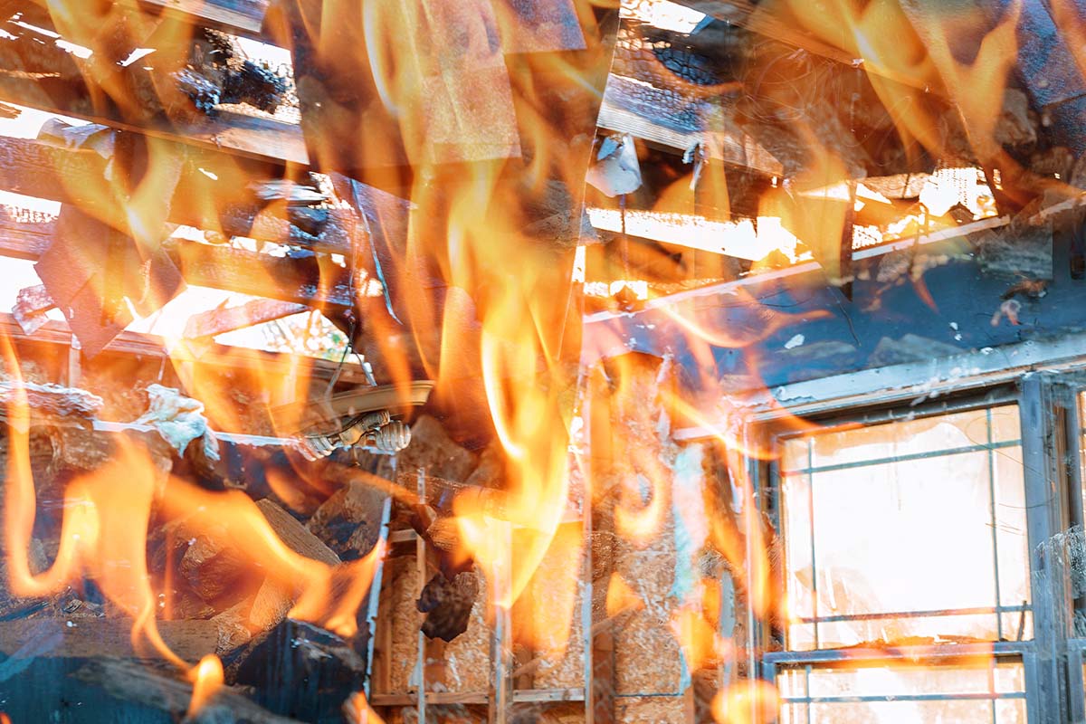 Burning bulding - Fire Damage Restoration Anderson, Roans Prairie, Apolonia